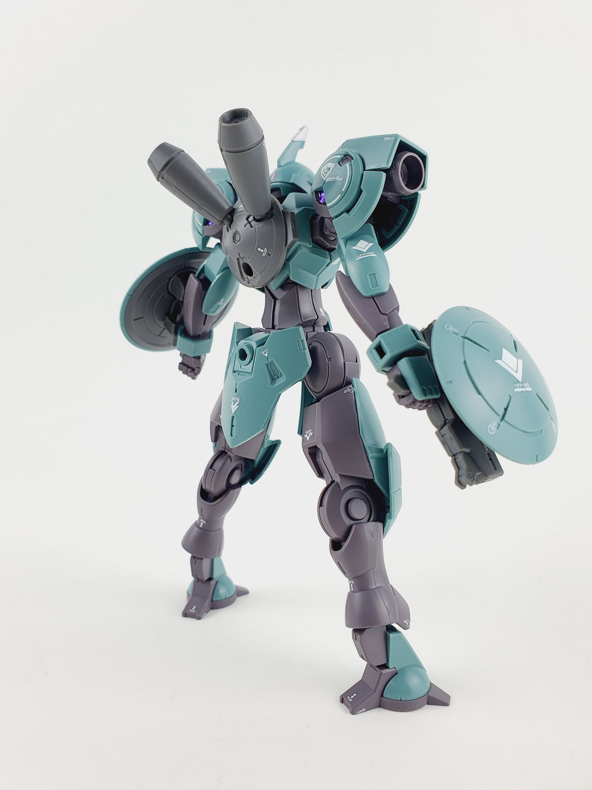 HG 1/144 HEINDREE