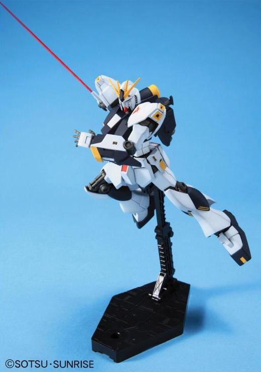 HGUC 1/144 #86 Nu Gundam