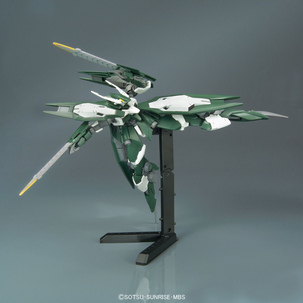High Grade (HG) Iron Blooded Orphans 1/144 Reginlaze Julia