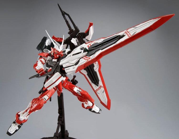 MG 1/100 MBF-02VV GUNDAM ASTRAY TURN RED
