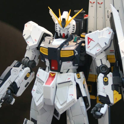 MG 1/100 Nu Gundam Ver.Ka