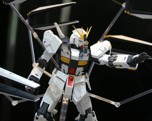 MG 1/100 Nu Gundam Ver.Ka