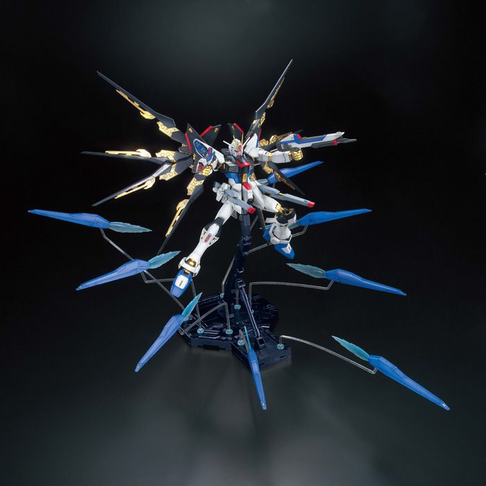 MG 1/100 STRIKE FREEDOM GUNDAM FULL BURST MODE