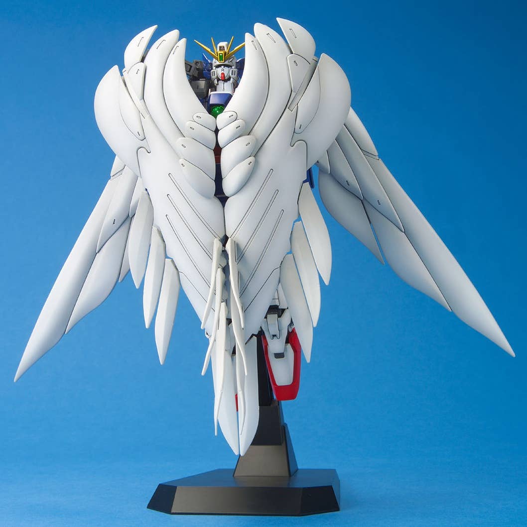 MG Wing Gundam Zero Custom