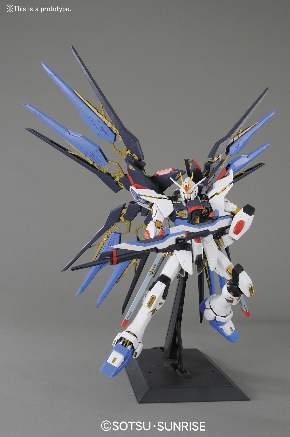 PG Strike Freedom Gundam