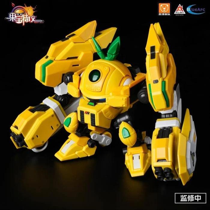 YiLiChuangWan Fruity Robo Pineapple Slasher Model Kit