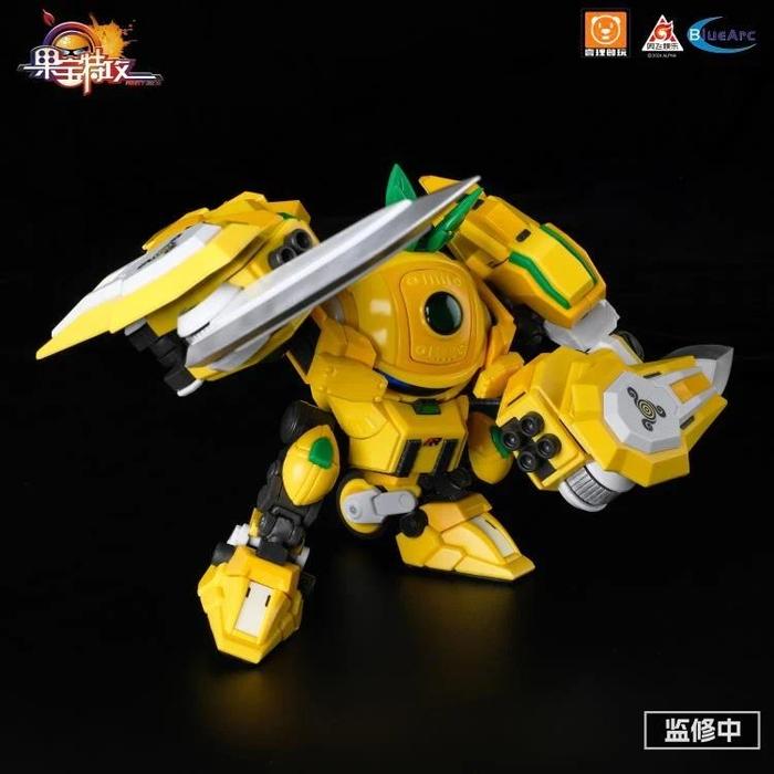 YiLiChuangWan Fruity Robo Pineapple Slasher Model Kit